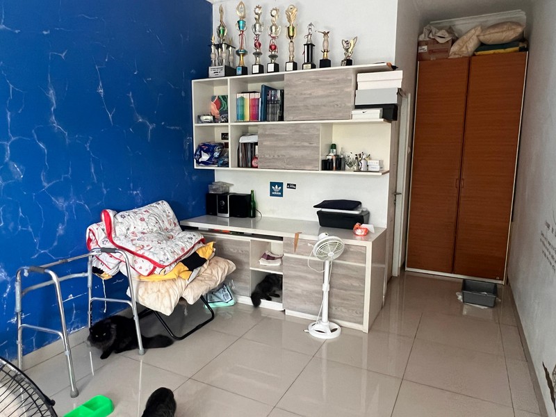 Rumah Bagus,dekat kampus STAN,Banyak Toko Jajan di Bintaro Jaya 5