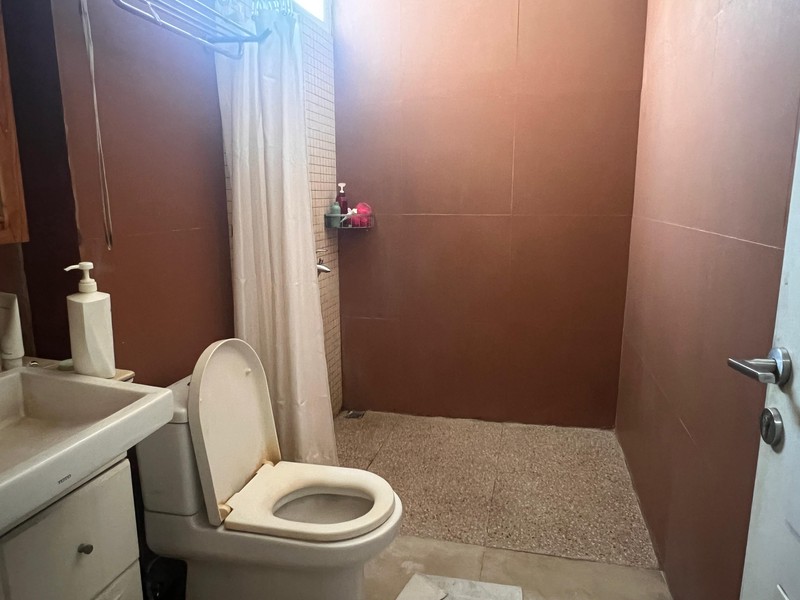Rumah Bagus,dekat kampus STAN,Banyak Toko Jajan di Bintaro Jaya 5