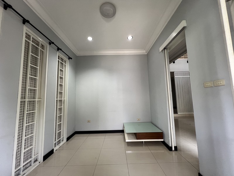 Dijual Rumah Asri Siap Huni Gegerkalong Bandung