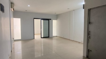 Ruko Siap Pakai 3 Lantai di Buah Batu Square