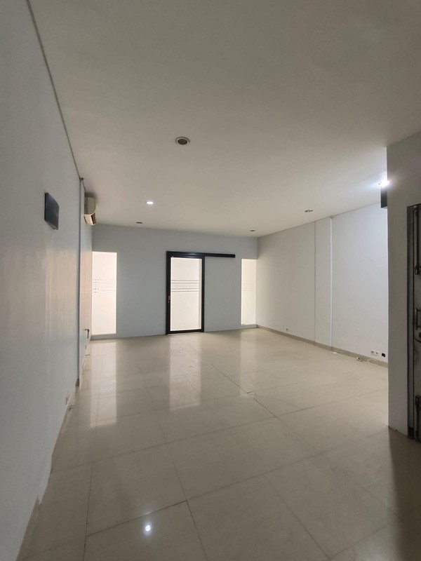 Ruko Siap Pakai 3 Lantai di Buah Batu Square