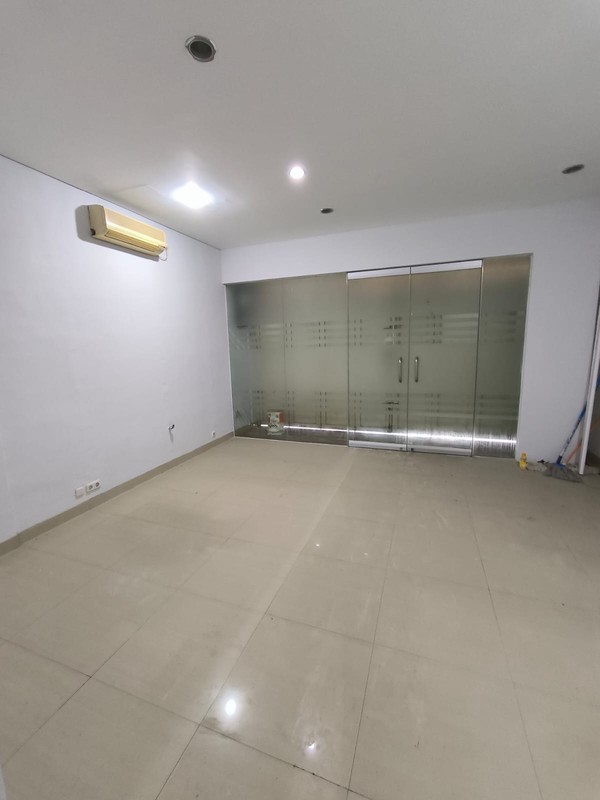 Ruko Siap Pakai 3 Lantai di Buah Batu Square