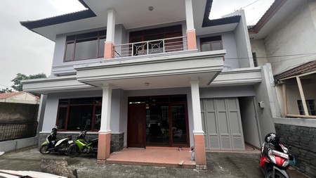 Rumah Siap Huni Tengah Kota Bandung