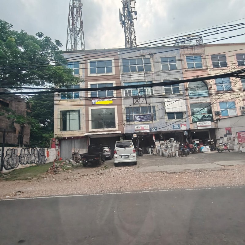 Rumah Hitung Tanah Area Cipete