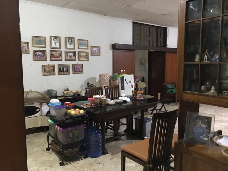 DIJUAL RUMAH JALAN RAJASA KEBAYORAN BARU JAKARTA SELATAN