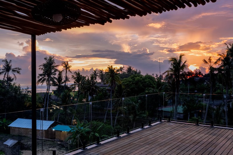 Freehold spectaculer 4 bedroom ocean view villa in cemagi Bali