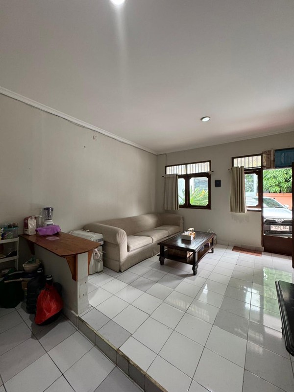 RUMAH DIJUAL JALAN PONCOL RAYA LEBAK BULUS JAKARTA SELATAN