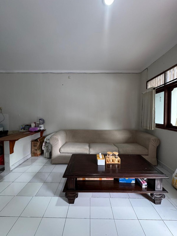 RUMAH DIJUAL JALAN PONCOL RAYA LEBAK BULUS JAKARTA SELATAN