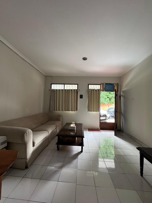 RUMAH DIJUAL JALAN PONCOL RAYA LEBAK BULUS JAKARTA SELATAN