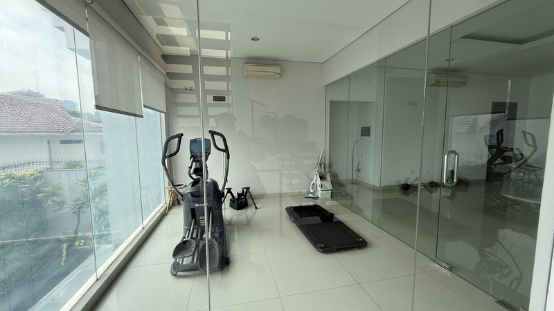 MODERN AND BEAUTIFUL HOUSE AT CIPETE AREA