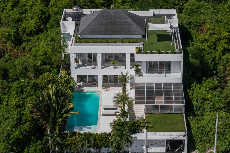 For Sale Freehold - Beautiful villa with panoramic roof area Jimbaran , Bali