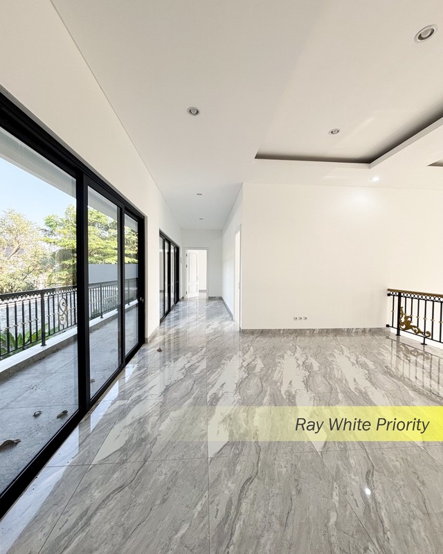 Rumah Mewah di Bintaro, akses mudah ke BSD City, Gading Serpong