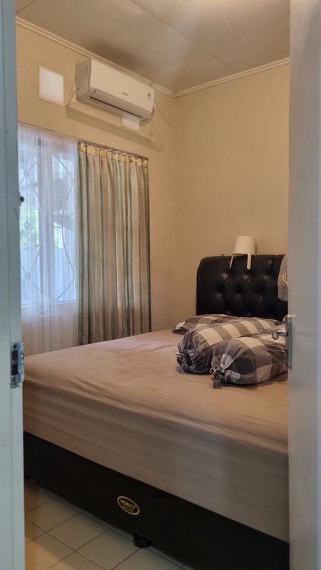 Rumah Hoek dengan harga 1M an dan luas besar di Cluster Graha Raya