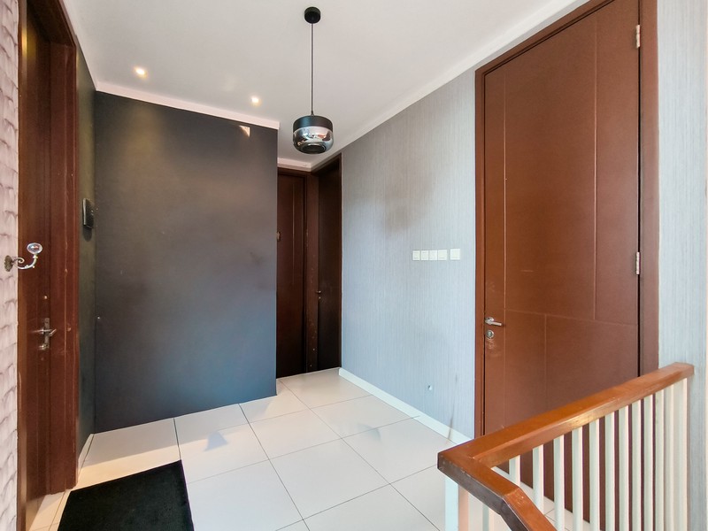 Rumah Bagus Di Discovery Lumina, Bintaro Jaya Sektor 9