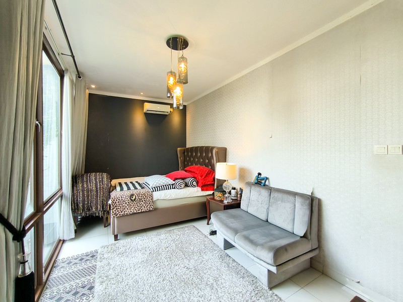 Rumah Bagus Di Discovery Lumina, Bintaro Jaya Sektor 9