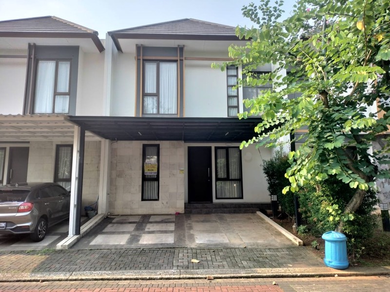 Hot Price. Rumah Bagus Harga Menarik Kireina Park, BSD