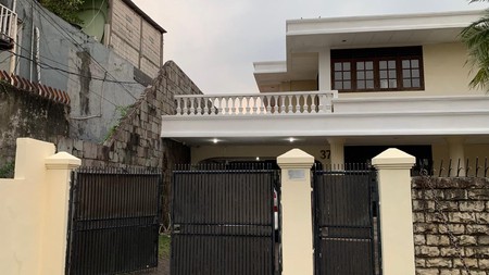 Dijual Rumah Jl. Limo Kebayoran Lama, Jakarta Selatan