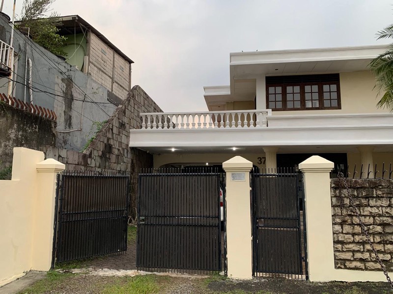 Dijual Rumah Jl. Limo Kebayoran Lama, Jakarta Selatan