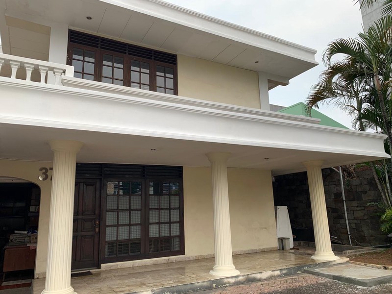Dijual Rumah Jl. Limo Kebayoran Lama, Jakarta Selatan