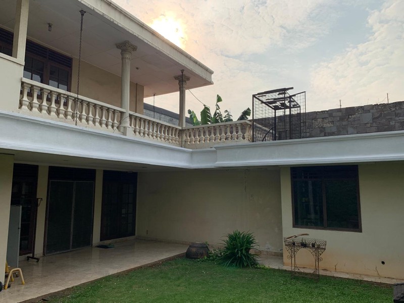 Dijual Rumah Jl. Limo Kebayoran Lama, Jakarta Selatan