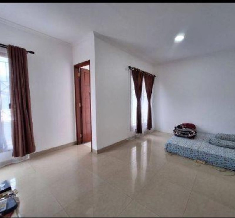 Rumah Bagus Di The Tropical Residence Ciganjur Jakarta Selatan