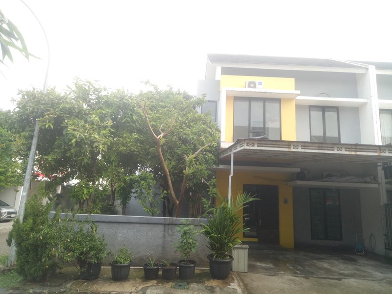 Rumah Bagus Di Perum Jaya Imperial Park, Cluster Imperial Terrace