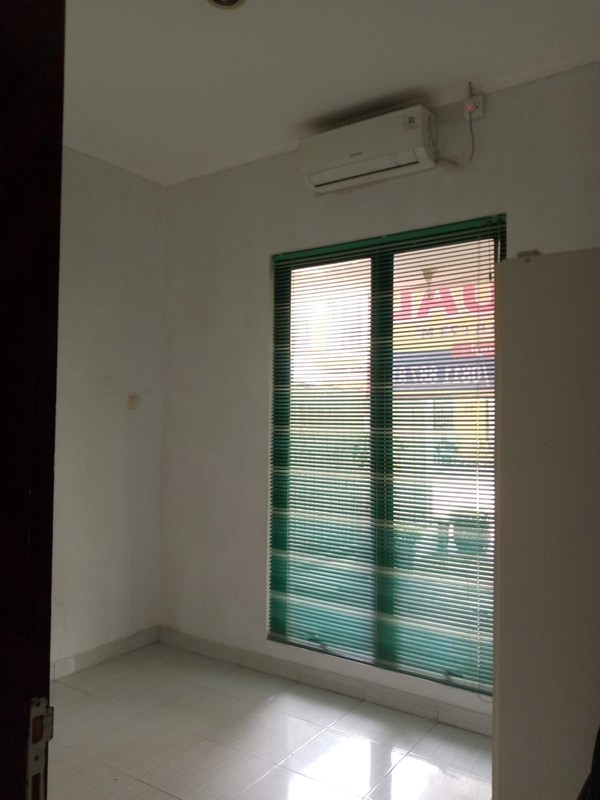 Rumah Bagus Di Perum Jaya Imperial Park, Cluster Imperial Terrace