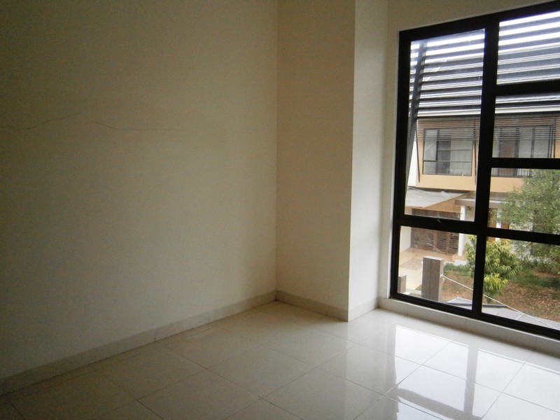 Rumah Bagus Di Discovery Terra Bintaro Jaya Sektor 9