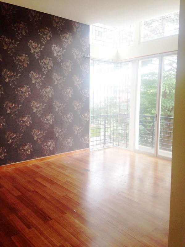 Rumah Bagus,jalan lebar,dalam cluster di Bintaro Jaya 7.