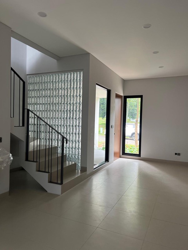 Rumah Baru Tropical Design  The Green BSD city 