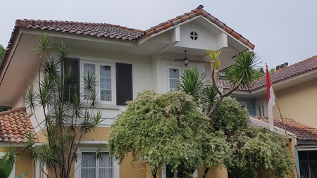 Rumah di Taman Provence  BSD