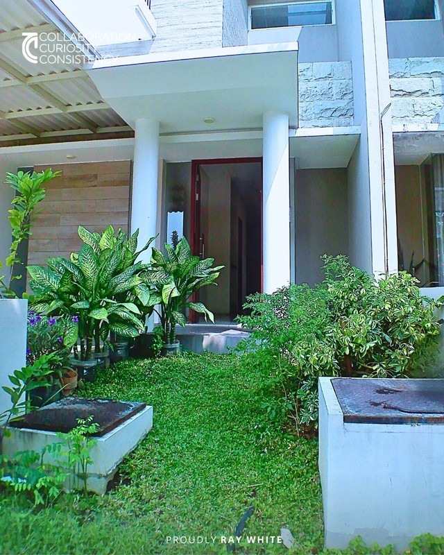 Dijual Rumah Murah MewahRoyal Residence Wiyung Surabaya Barat