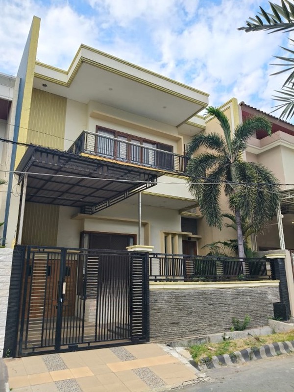 Nego Sampai Deal! Rumah Mewah 2 Lantai Dharmahusada Mas Siap Huni