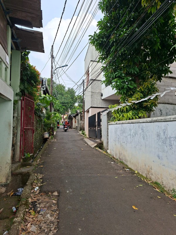 Rumah Bagus Di Jl Kesehatan Bawah Jakarta Selatan