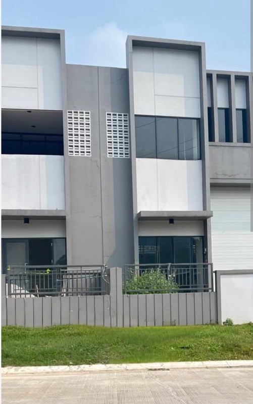 Gudang Baru Taman Tekno X BSD city 