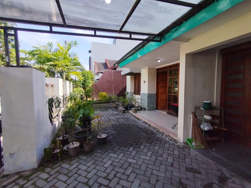 Rumah 3 Kamar Tidur Dalam Perum Green Garden Lokasi Dekat Manna Kampus Godean