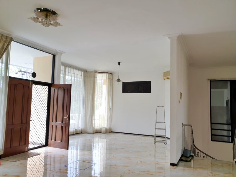 Dijual Rumah Murah di Jalan Raya Satelit Tanjungsari Kec Sukomanunggal Surabaya Jawa Timur 60187