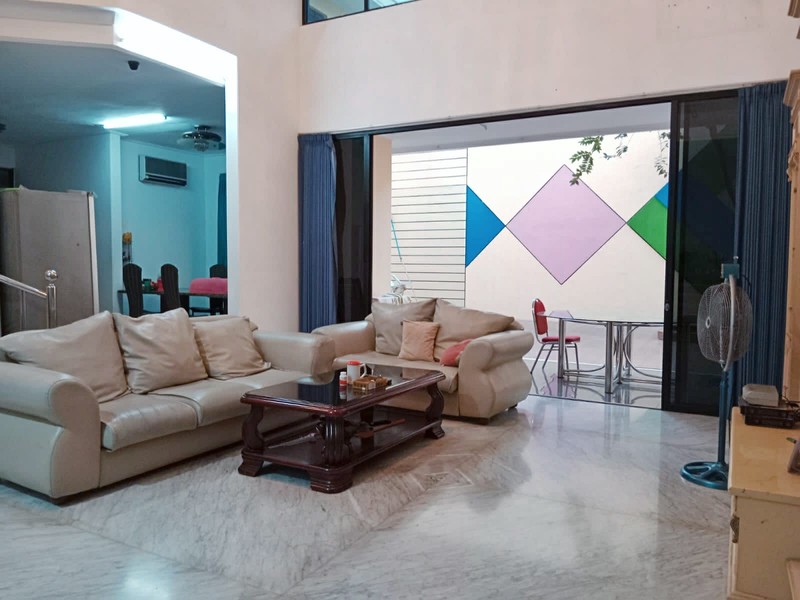 Dijual Rumah Murah di Jalan Raya Satelit Tanjungsari Kec Sukomanunggal Surabaya Jawa Timur 60187