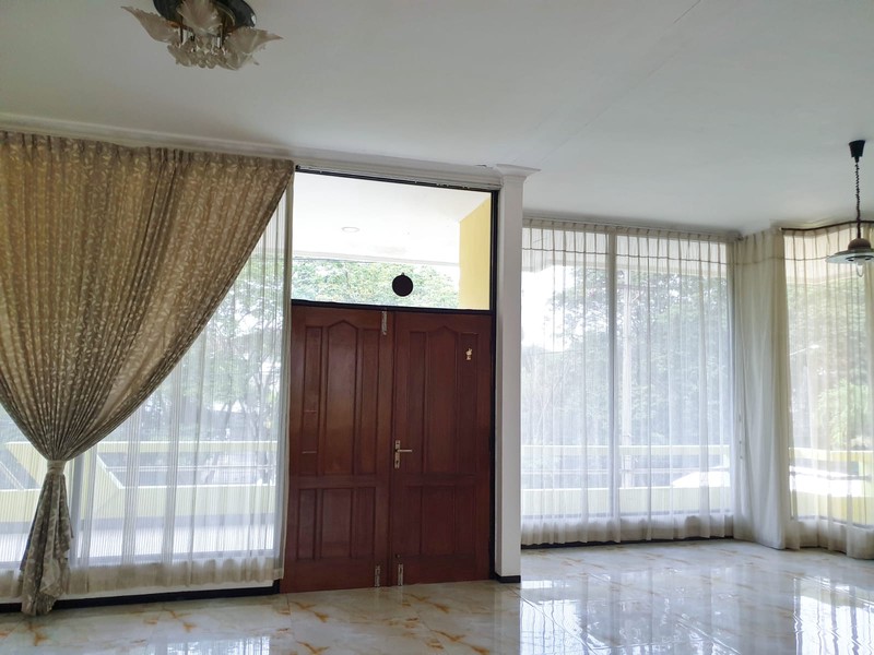 Dijual Rumah Murah di Jalan Raya Satelit Tanjungsari Kec Sukomanunggal Surabaya Jawa Timur 60187