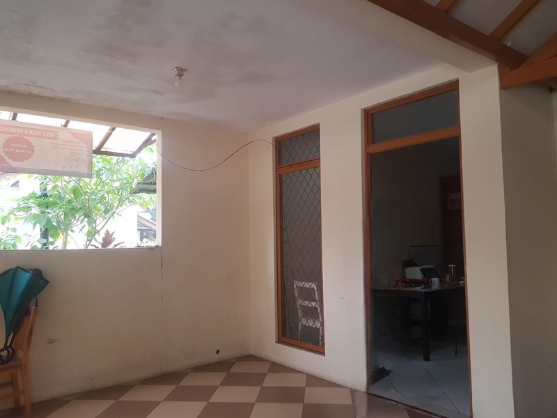 Termurah. Rumah posisi hoek Nusa Loka, BSD