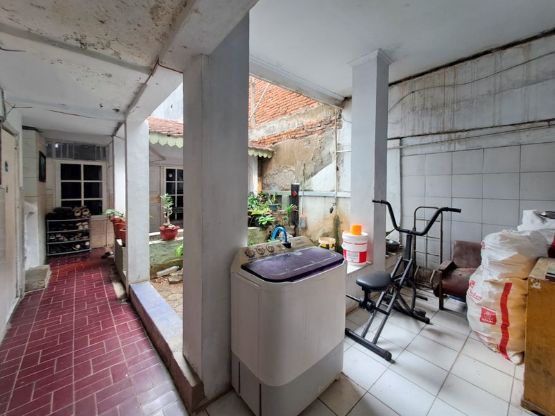 Rumah Klasik di Rawa Belong Palmerah, dekat Tanjung Duren Slipi