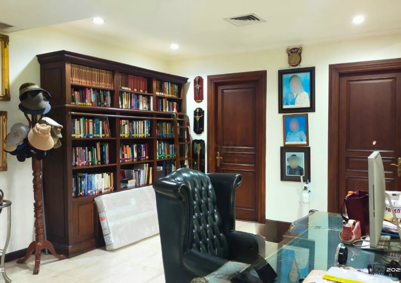 Rare Listing di Jalan Benda Atas Kemang area ! Rumah Luxury 1.026m2 dengan Kolam Renang & 7 Kamar Tidur