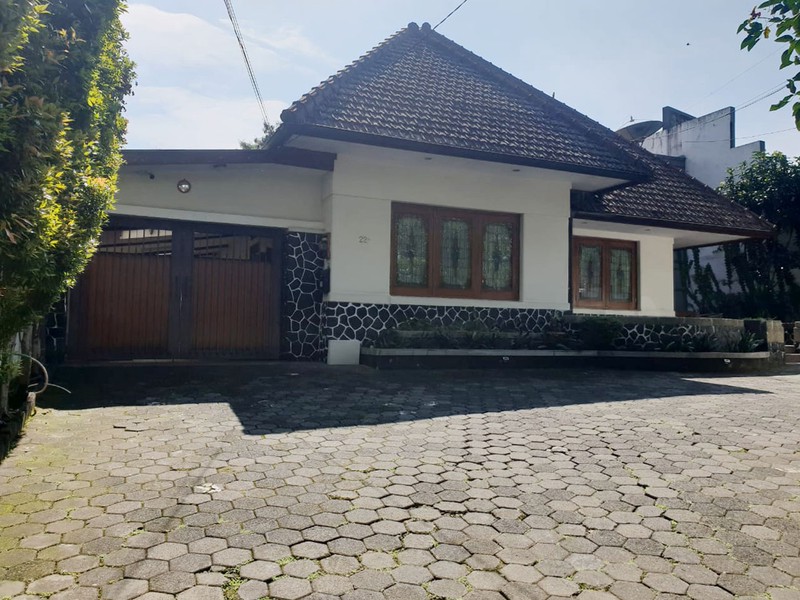 Rumah Mainroad Cipaganti Cocok Untuk Kantor Bandung