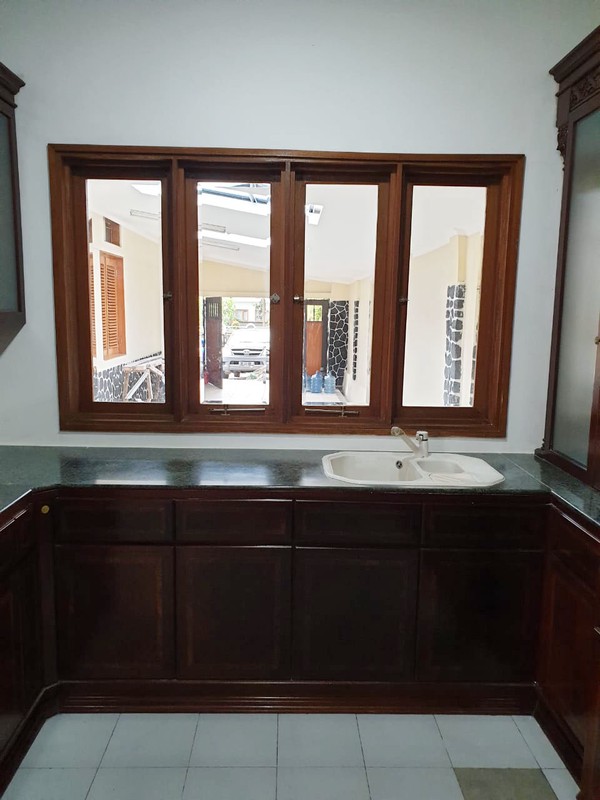 Rumah Mainroad Cipaganti Cocok Untuk Kantor Bandung