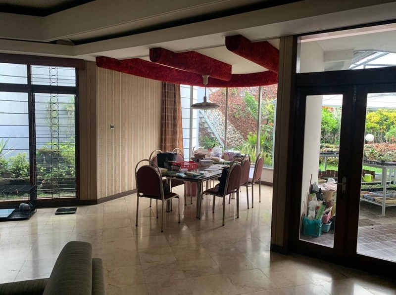 Dijual Rumah Hitung Tanah Sayap Cipaganti