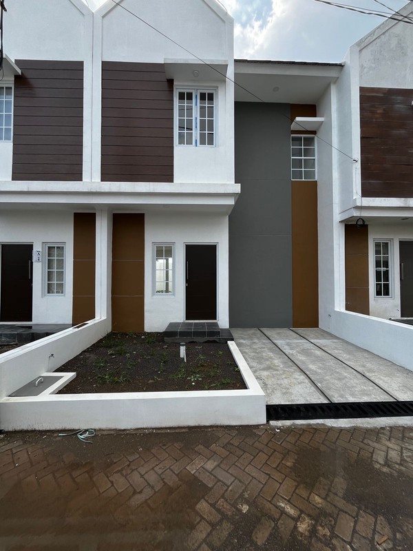 Rumah 2 lantai komplek perumahan Ciiganitri, dekat universitas Telkom