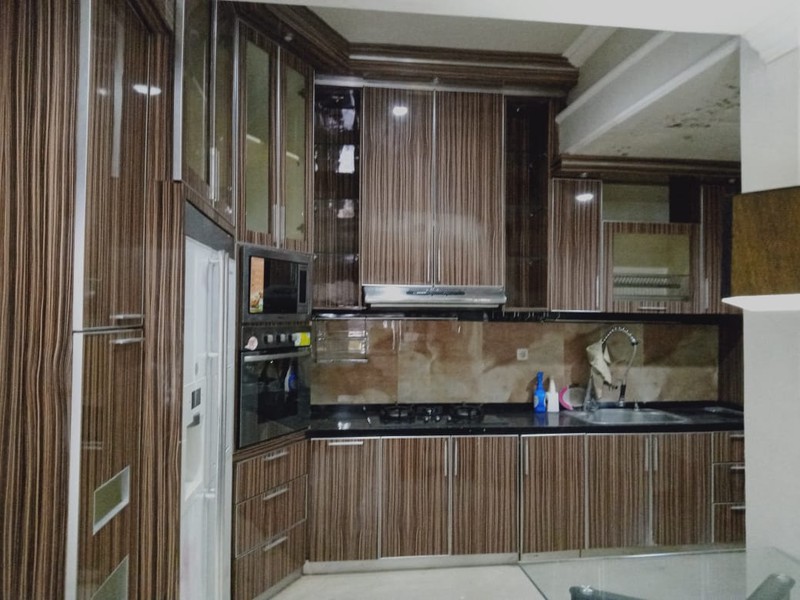 Rumah Dua Lantai di Cibubur Residence