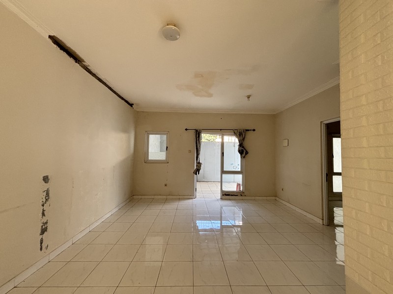 Rumah Moderen Minimalis 2 Lantai di Kota Wisata 