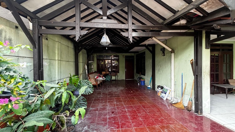 Rumah Hitung Tanah Area Cipete