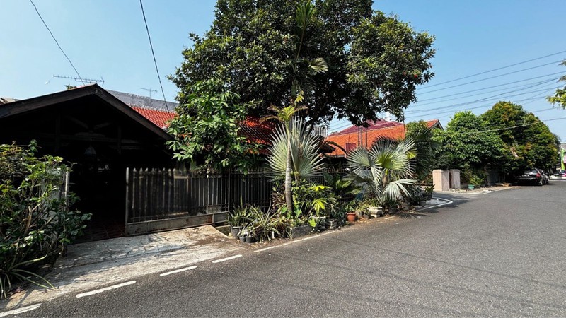Rumah Hitung Tanah Area Cipete